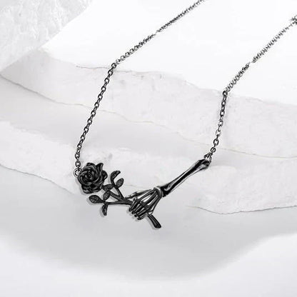 Retro Fashion Hand Rose Pendant Necklace