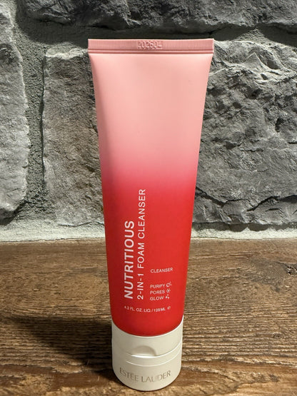 Estée Lauder - Nutritious 2-in-1 Foam Cleanser ©